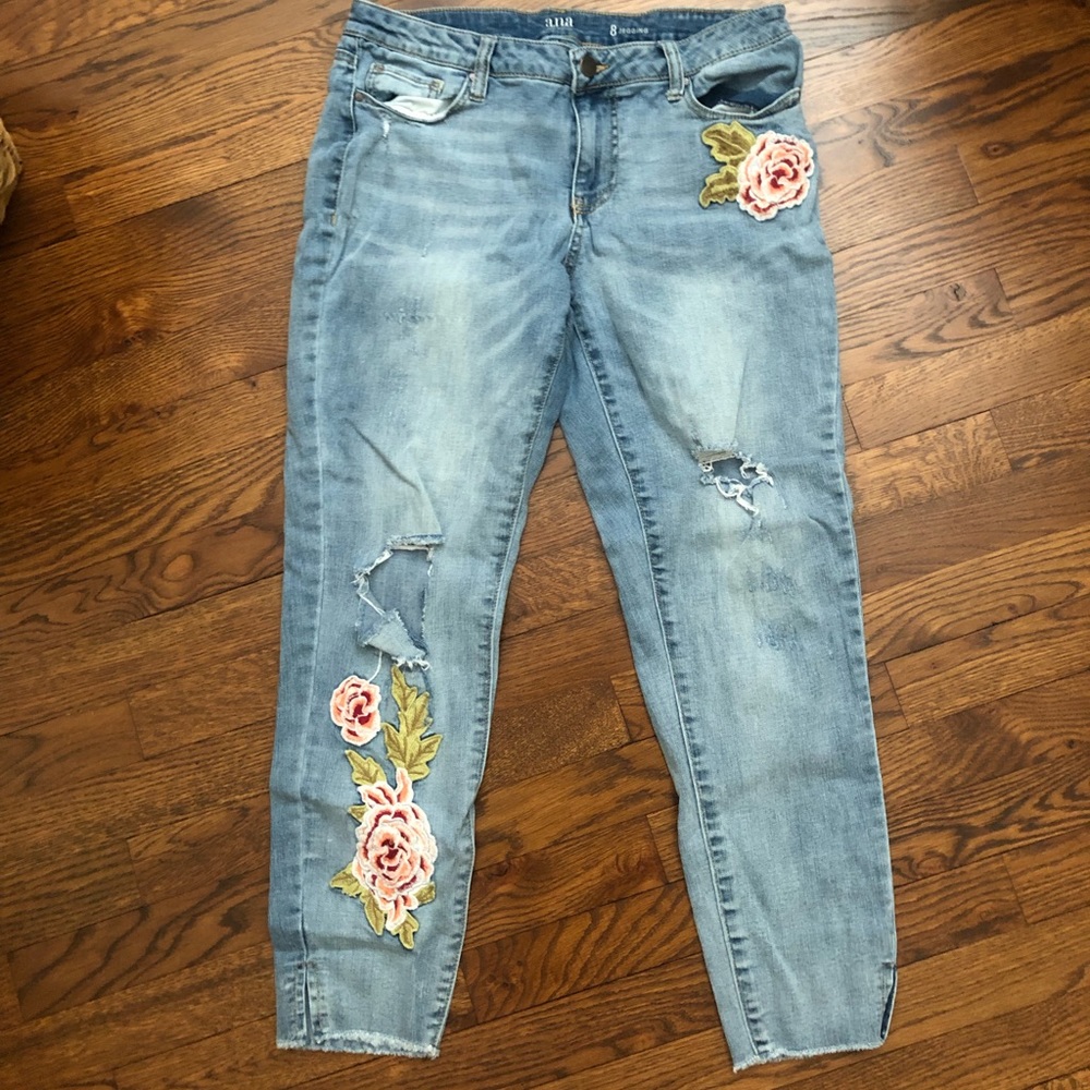 ANA ripped floral jeans!